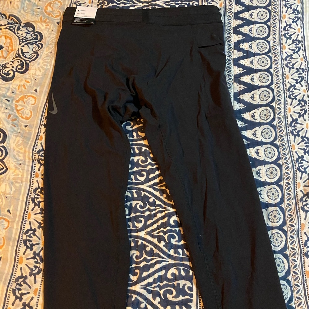 Brand NEW men’s yoga leggings